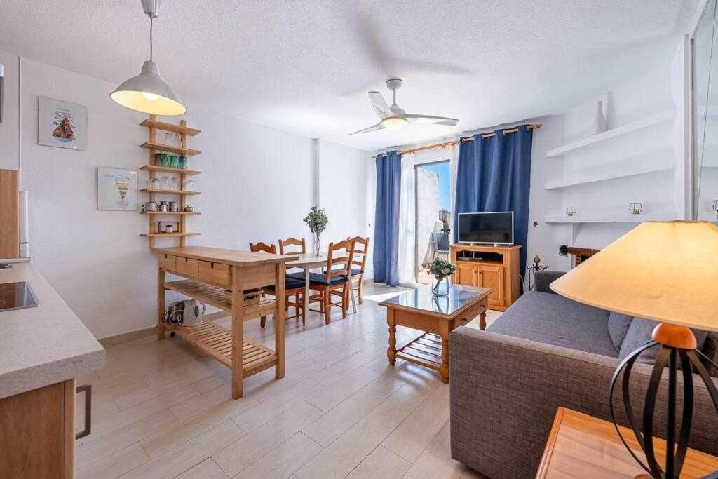 797 Hr - Pueblo Evita- Andalusian Apartment With Terrace. بينالماذينا المظهر الخارجي الصورة