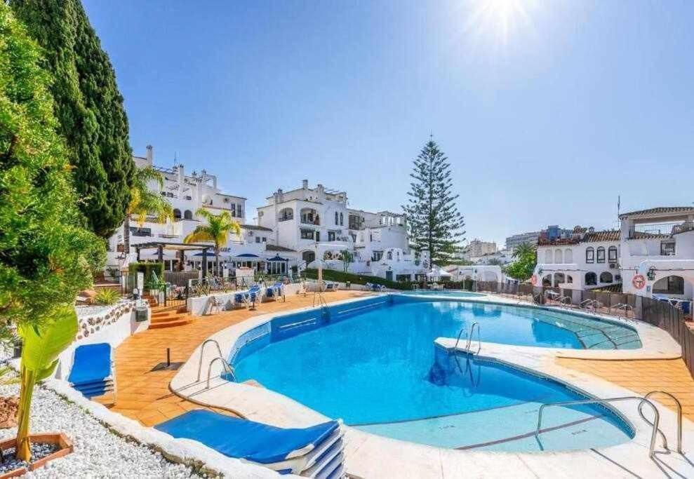 797 Hr - Pueblo Evita- Andalusian Apartment With Terrace. بينالماذينا المظهر الخارجي الصورة