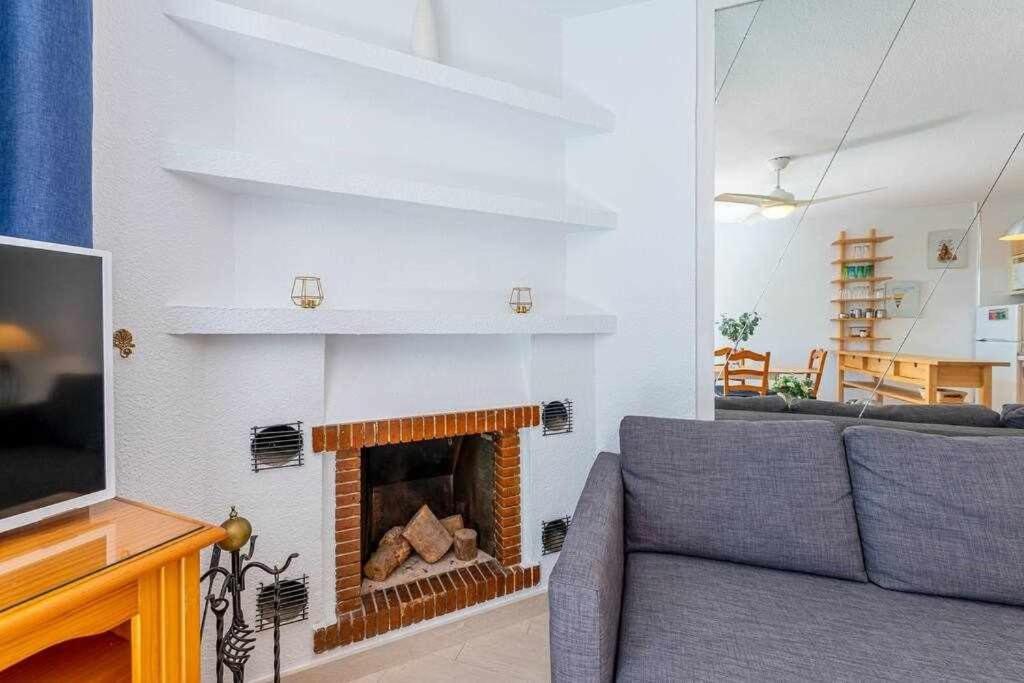 797 Hr - Pueblo Evita- Andalusian Apartment With Terrace. بينالماذينا المظهر الخارجي الصورة